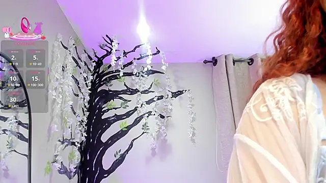Snapshot of ebbafernandez_ chatting on October 12, 1:35 pm ebbafernandez online show from October 12, 1:35 pm
