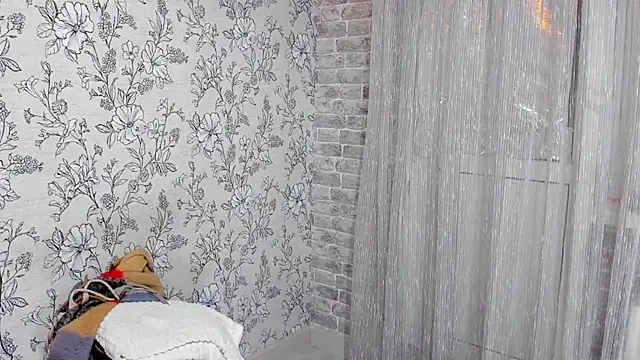 EllaSky xoxo online show from November 23, 2:58 am