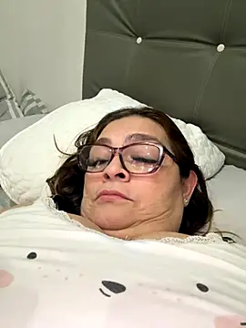 Snapshot of AntonellaAlondra4 chatting on September 13, 10:56 am AntonellaAlondra4 online show from September 13, 10:56 am