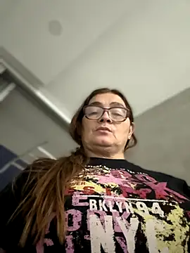 AntonellaAlondra4 online show from November 16, 11:16 pm