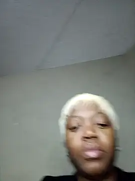 Snapshot of slimcate91 chatting on October 1, 10:48 pm slimcate91 online show from October 1, 10:48 pm