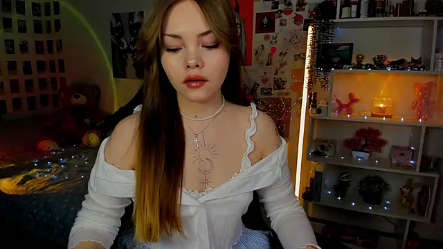 AkiraKatsu online show from January 17, 10:56 am