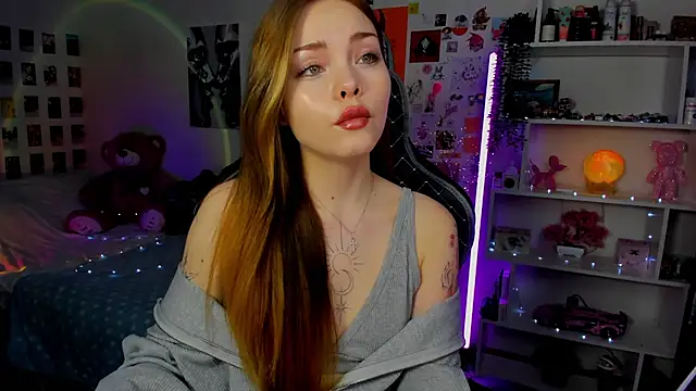 AkiraKatsu online show from November 9, 11:28 am