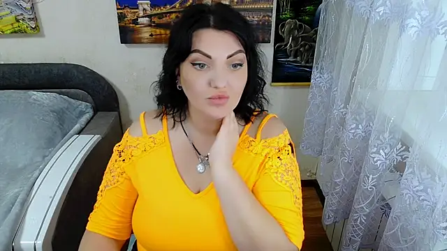 Snapshot of Lady_Boom_Wild_ chatting on October 10, 2:33 pm Lady Boom Wild online show from October 10, 2:33 pm