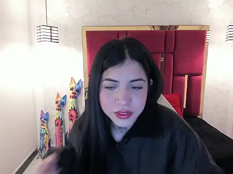Snapshot of Violet_m chatting on September 17, 11:41 am Violet m online show from September 17, 11:41 am