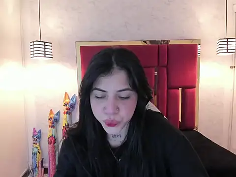 Snapshot of Violet_m chatting on September 24, 11:53 am Violet m online show from September 24, 11:53 am