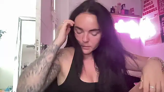 yorkshiregal online show from July 29, 8:03 am