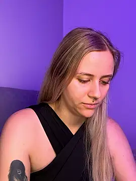 lunawolf21 online show from January 10, 11:26 am