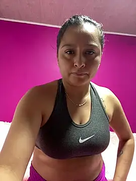 Keittly  online show from January 18, 1:02 am