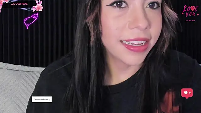 AndreaVelasco online show from July 13, 3:35 pm