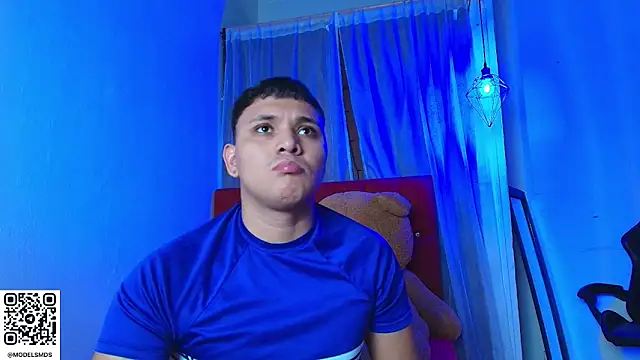 couple lovelyds online show from October 22, 8:47 pm