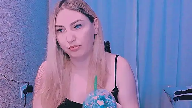 JaneLaJewel online show from February 1, 7:51 am