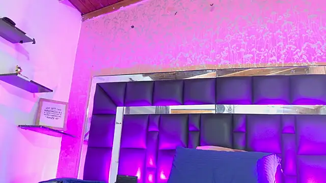 Sofia martiin online show from October 21, 3:10 am