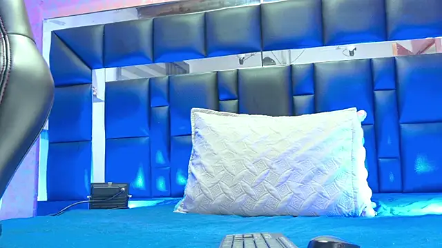 Snapshot of Sofia_martiin chatting on September 19, 3:16 am Sofia martiin online show from September 19, 3:16 am