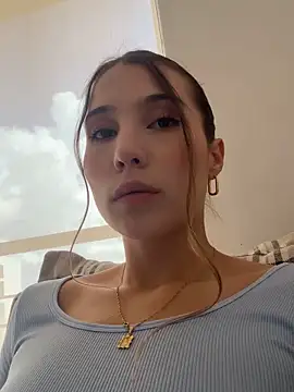 Snapshot of SophieRaily_ chatting on September 25, 8:06 pm SophieRaily online show from September 25, 8:06 pm