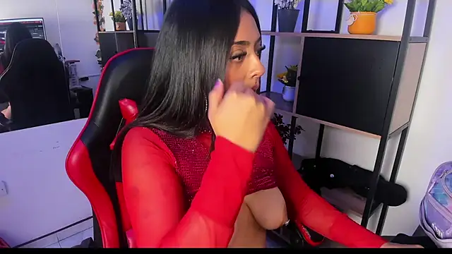 Snapshot of Lovely_celeste chatting on September 20, 10:52 pm Lovely celeste online show from September 20, 10:52 pm