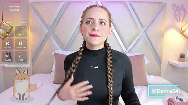 DannaCouper online show from October 3, 11:26 am