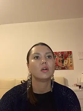 MiraMiss online show from November 2, 11:35 am