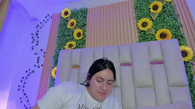 Snapshot of jenifer__power10 chatting on October 8, 11:31 pm jenifer power10 online show from October 8, 11:31 pm