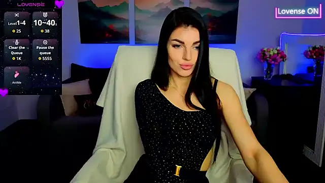 Angelina Clarks online show from June 4, 6:18 am