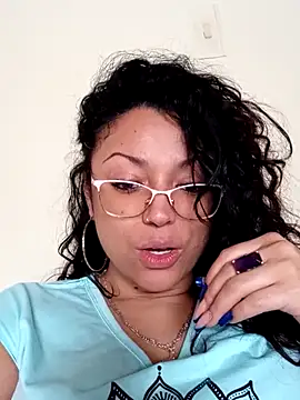 Lunavega1 online show from December 17, 8:24 pm