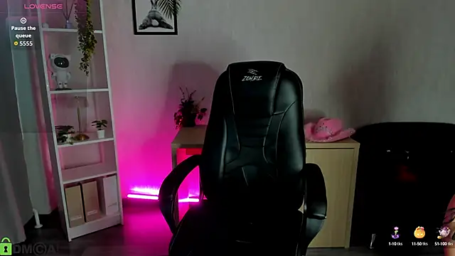 Christy Little online show from September 9, 12:54 am