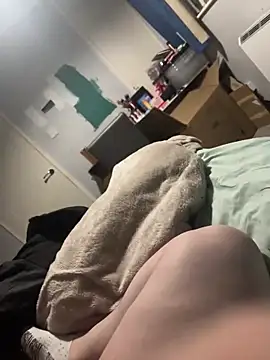 AmberTaylorXxx online show from December 22, 7:28 pm