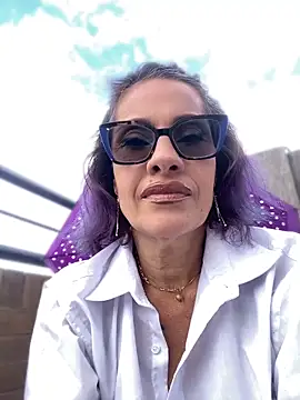 Goddess-Love- online show from April 7, 8:33 pm