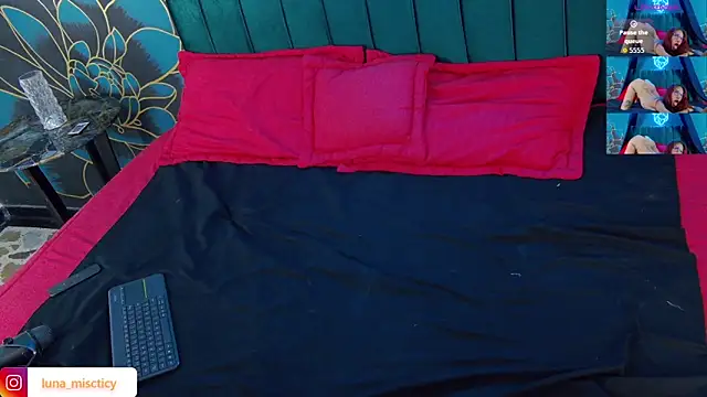 Lunamistyc online show from October 24, 8:27 pm