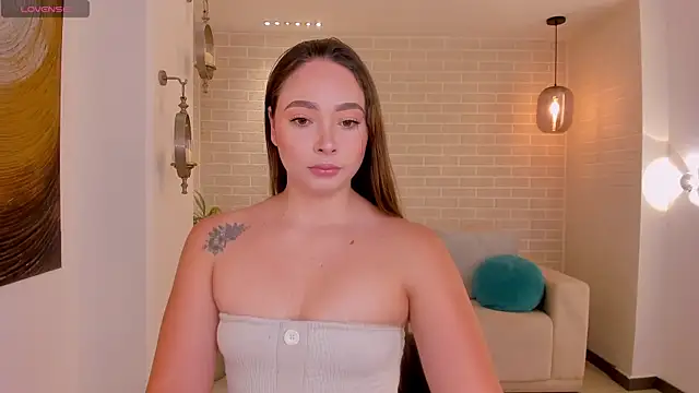 AlinaKravitz online show from April 21, 6:04 pm