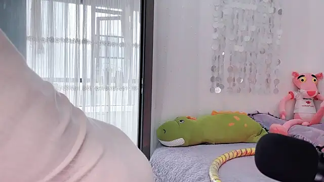 starsqimei online show from February 6, 7:01 am