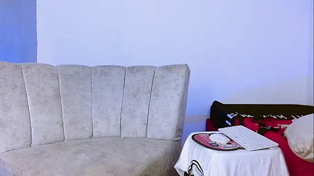 chloe vasquez710 online show from March 17, 10:03 pm