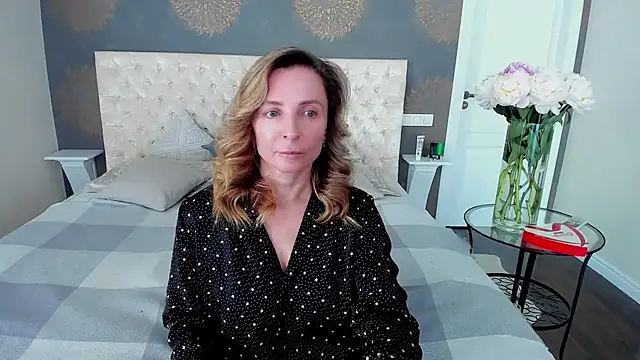 AllisonWilliams online show from June 8, 1:56 pm