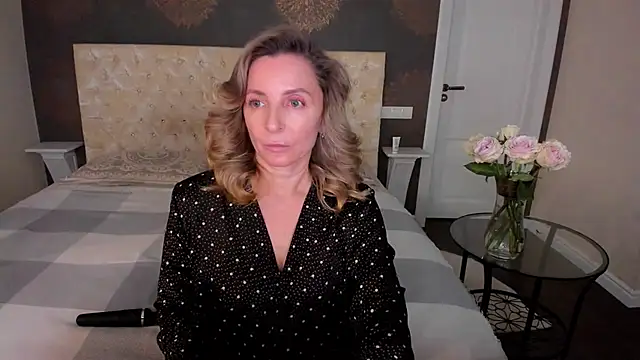 AllisonWilliams online show from October 15, 5:15 pm