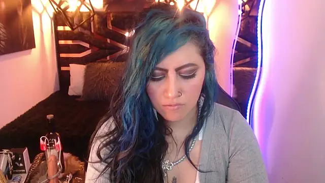 scarleth blue online show from April 9, 4:48 am
