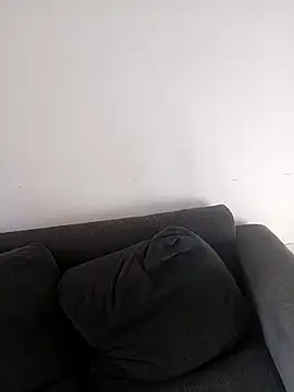 Macadiez10 online show from February 10, 11:24 am