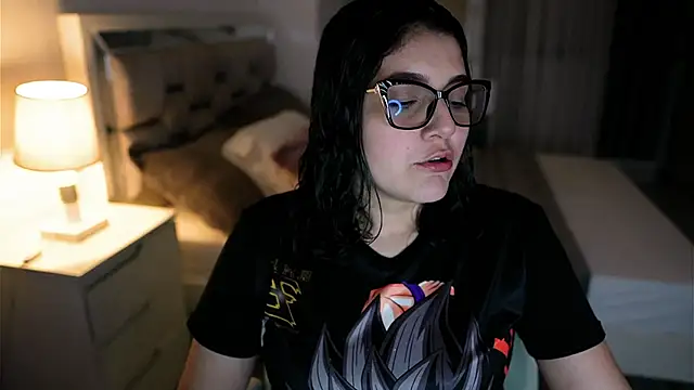Snapshot of Camilaa_bueno chatting on September 24, 11:26 pm Camilaa bueno online show from September 24, 11:26 pm