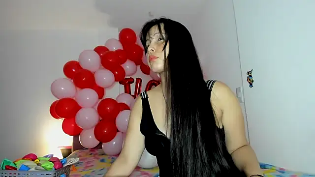 hoty 2112 online show from February 25, 1:15 am