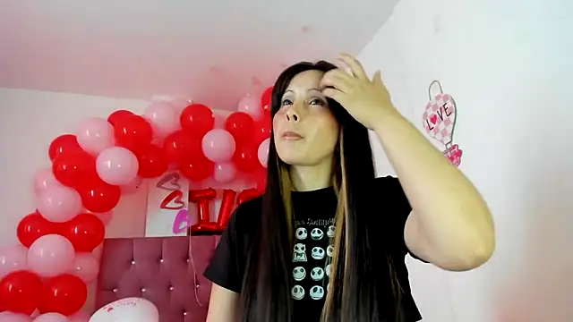 hoty 2112 online show from February 17, 4:28 pm