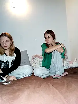 ella grays online show from October 11, 7:27 pm