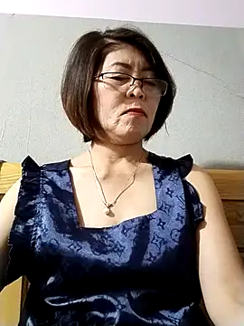 Snapshot of Baby-tits2024 chatting on October 21, 1:26 pm Baby-tits2024 online show from October 21, 1:26 pm