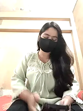 Magical Girl- online show from November 10, 6:41 am