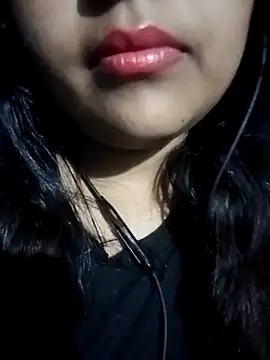 Love-Veronica online show from February 6, 6:55 pm