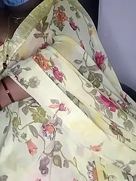 Sexy Radhikaa online show from February 20, 6:26 am