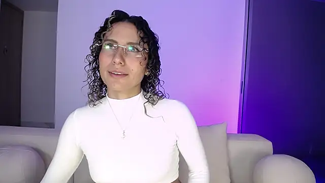 varenkaivanova 22 online show from April 1, 3:40 am