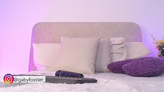 gabyfoxster online show from July 27, 7:16 am