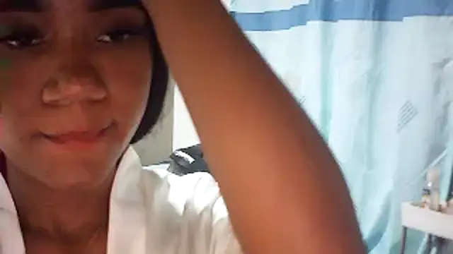 Fariana01 online show from May 24, 4:11 am