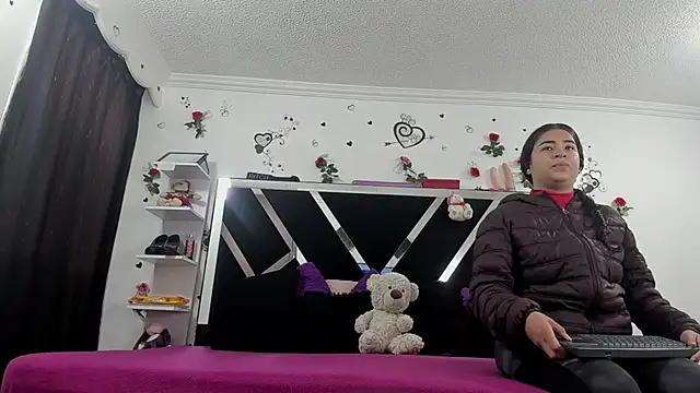 thedream girls online show from November 5, 12:10 pm