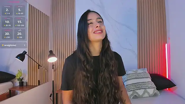 Julia Martinez  online show from February 18, 11:42 am