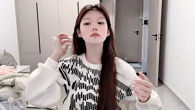 Snapshot of yang-yang-yang chatting on October 2, 5:23 am yang-yang-yang online show from October 2, 5:23 am